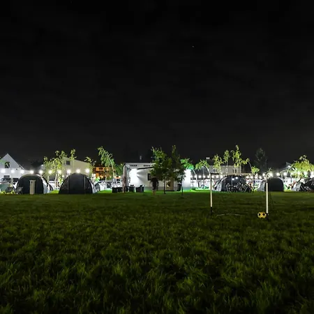 Kemping Kempingzator Glamping 3*