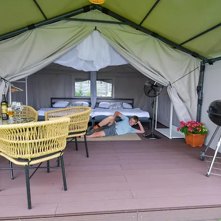 Kempingzator Glamping 4* Zator