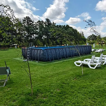 Kempingzator Glamping Parque de Campismo 4*